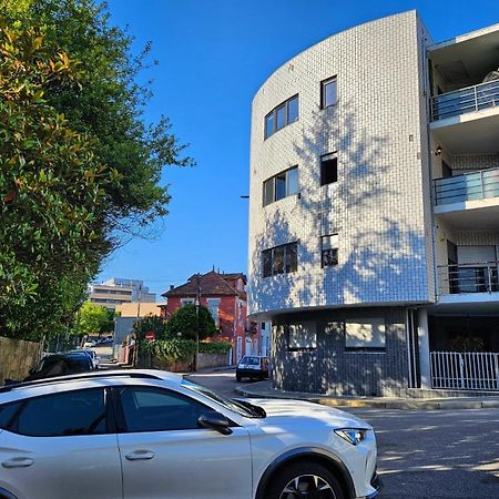 Modern Private Suite With Balcony & Bathroom - King And Queen Beds Vila Nova de Gaia Luaran gambar